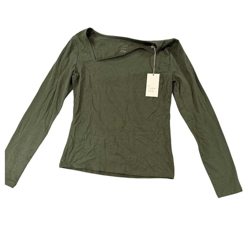 A New Day Women's Olive Green Long Sleeve Asymmetrical Top - Size Small - NWT
